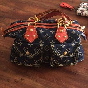 Louie Vuitton Purse